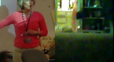 lip sex vn Cô gái trèo lên một người đàn ông sex hay 2020 sau khi hôn.