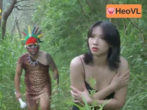 eve sweet sex ông xã đi làm, bà xã ở nhà lên mạng tìm được trai trẻ về phang vì thiếu thốn